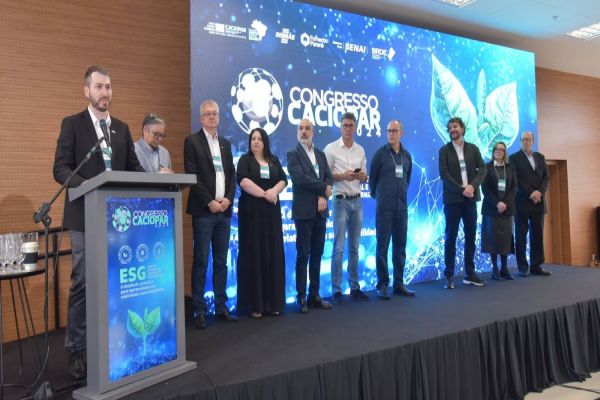 Imagem referente a notícia: ESG em foco: empresários buscam reinvenção e sustentabilidade no 7º Congresso Caciopar