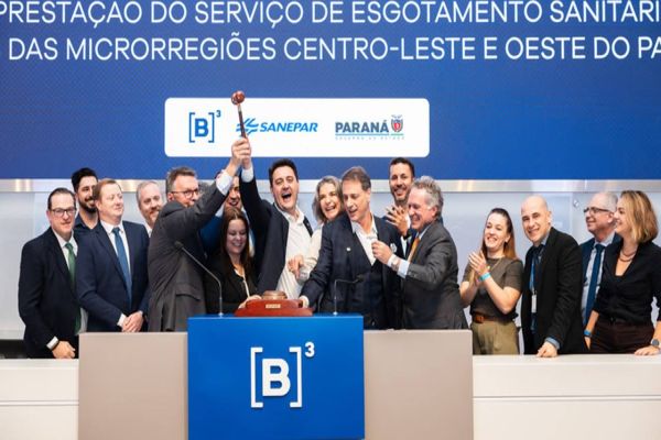 Leilão na B3 viabiliza PPP de esgotamento sanitário para 112 municípios do Paraná