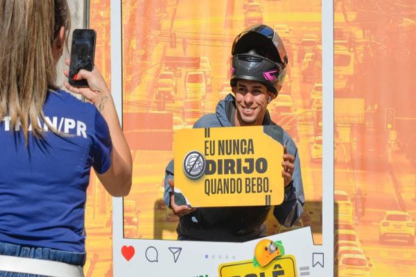 Detran-PR promove ações educativas para reduzir acidentes com motociclistas