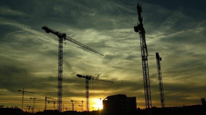 Judiciário determina suspensão de obras em loteamento clandestino em Cascavel