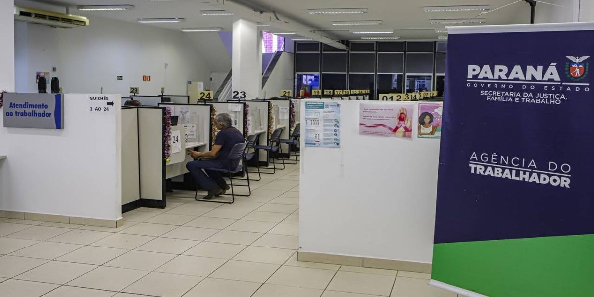 Com destaque para Curitiba e Cascavel, Agências do Trabalhador têm 23,8 mil vagas
