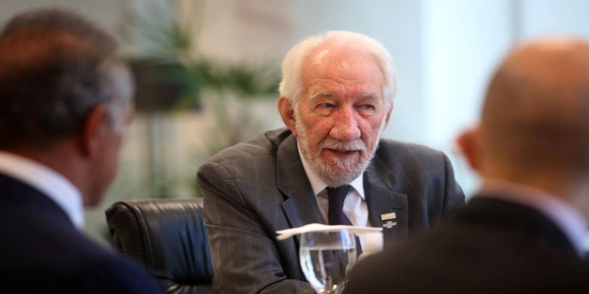 Darci Piana assume o Governo do Paraná até sábado