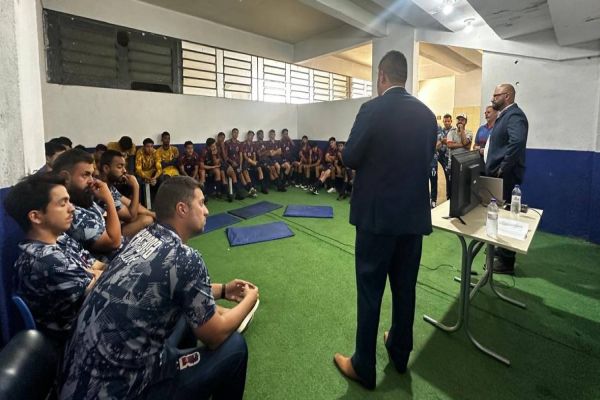 Lottopar faz palestra sobre integridade esportiva para a base do Paraná Clube