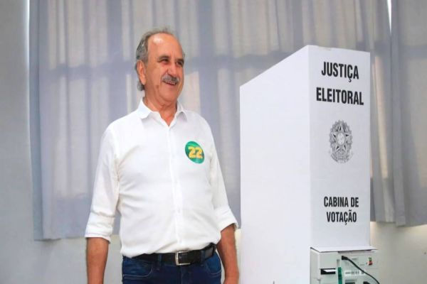 Renato Silva é eleito prefeito de Cascavel com 56,41% dos votos (74,78% de comparecimento)