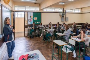Secretaria de Educação estabelece atualização semestral de certidões e dados dos colaboradores da Rede Municipal