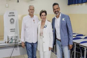 Imagem referente à notícia: Elizabeth Schmidt é reeleita Prefeita de Ponta Grossa com 53,72% dos votos no Segundo Turno