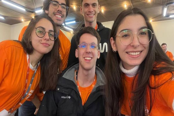 Alunos de Engenharia Elétrica da Unioeste conquistam terceiro lugar na Hackathon Copel 2024