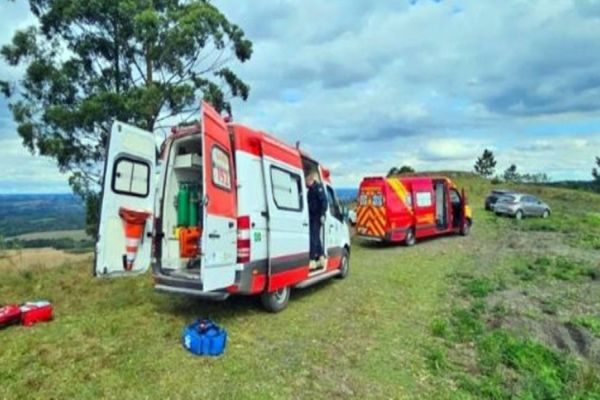 Piloto de parapente de 30 anos não resiste após queda no Paraná
