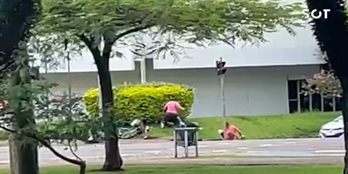 Briga em plena luz do dia deixa dois feridos a faca no Centro de Cascavel