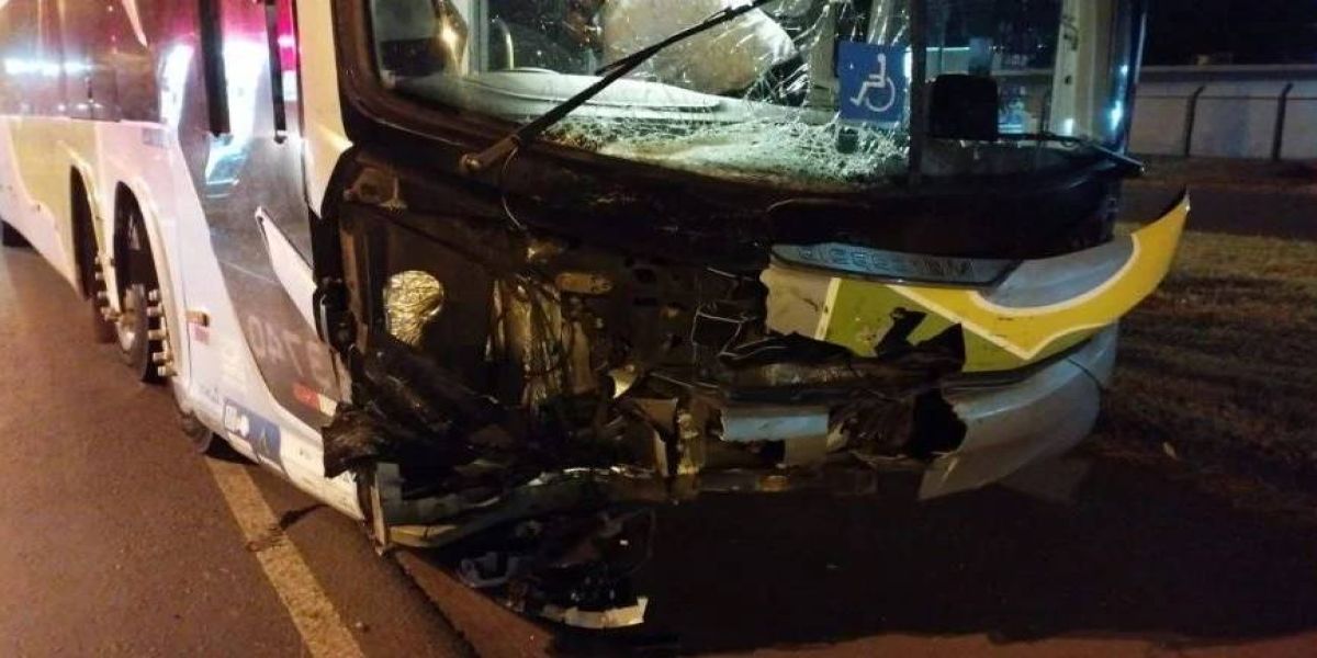 Ônibus que saiu de Toledo se envolve em colisão fatal na BR-369