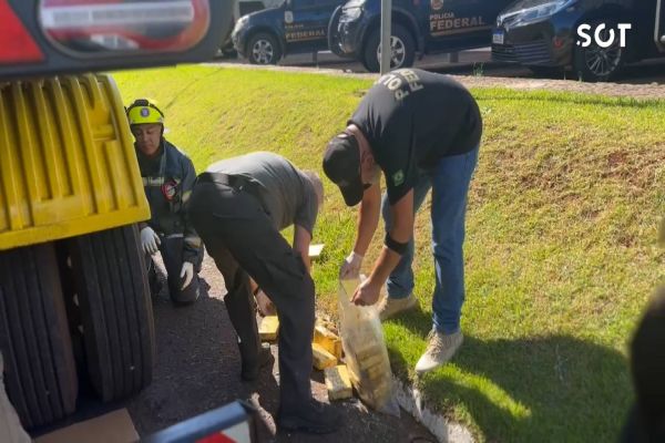 Em ação conjunta, PRF apreende 94 quilos de cocaína dentro de eixos de caminhão em Céu Azul