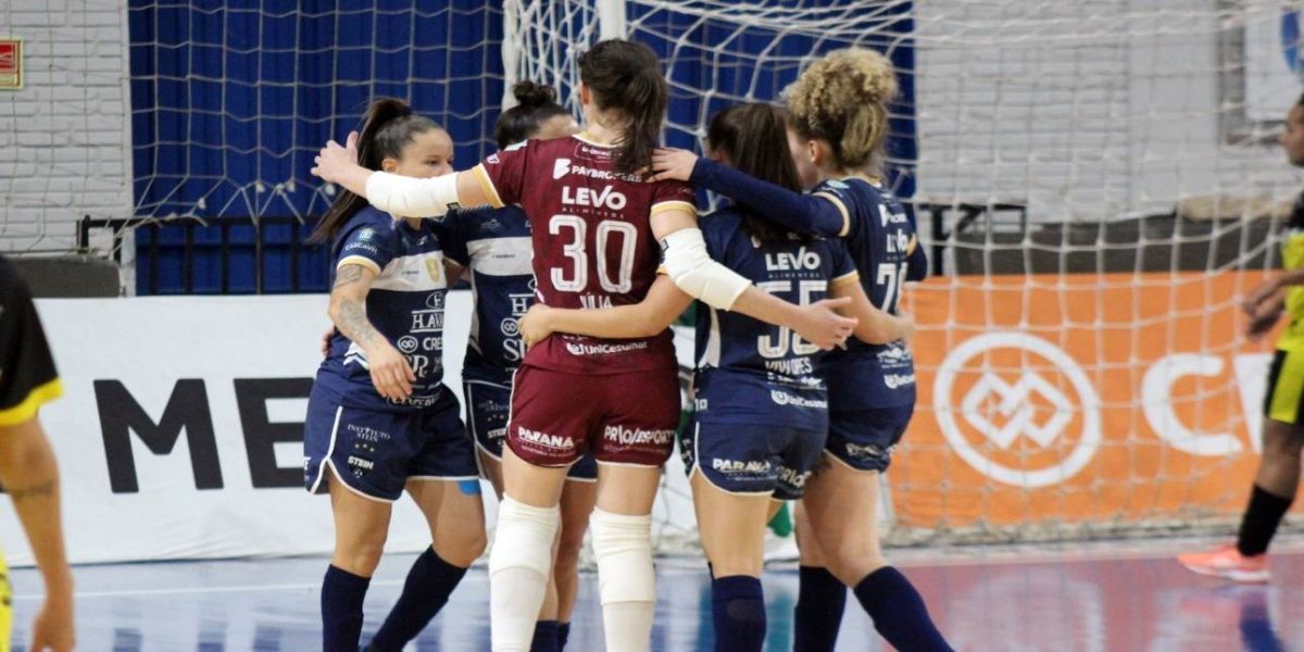 Stein Cascavel Futsal atropela o Cianorte e garante vaga na final do Paranaense