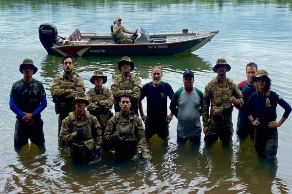 PRF e ICMBIO realizam ação conjunta para fiscalizar áreas de mata do Parque Nacional do Iguaçu