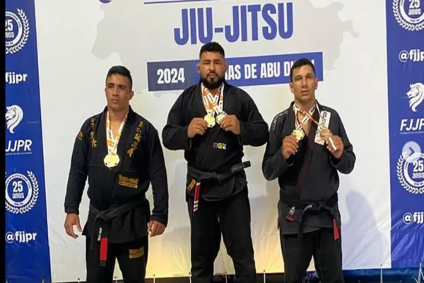 Foto relacionada a notícia: Rondonenses da Aprove Jiu-Jitsu se destacam no Circuito Paranaense