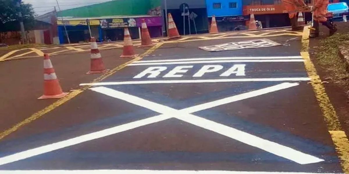 "Repa" ao invés de "Pare": erro de sinalização gera repercussão em Marialva