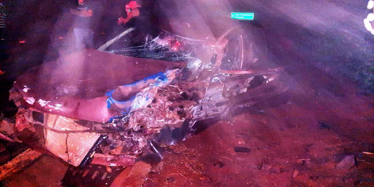 Colisão frontal na PR-239 deixa uma vítima fatal e outra ferida em Assis Chateaubriand