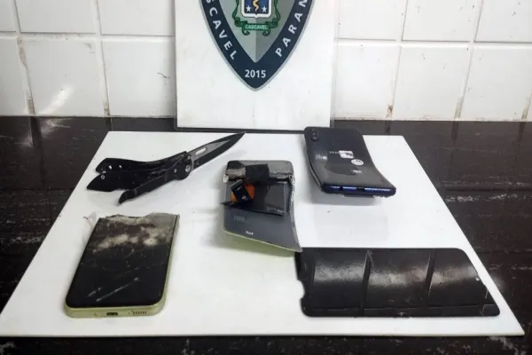 Foto relacionada a notícia: Venezuelano é preso em Cascavel após ameaçar companheira com canivete e agredir enteado