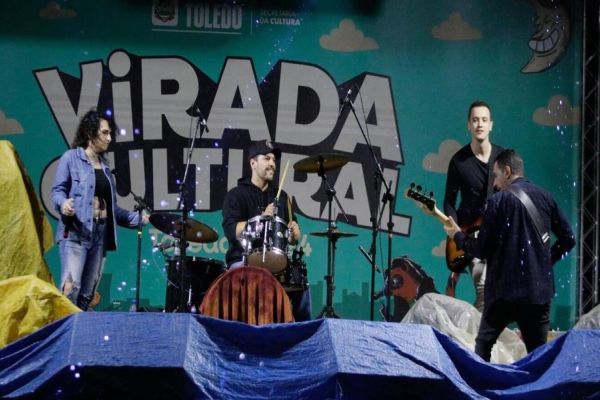 Chuva forte não tira o brilho das atrações da 13ª Virada Cultural de Toledo