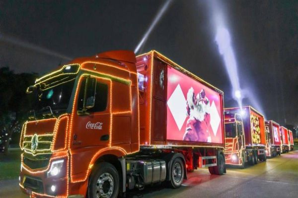 Magia do Natal invade Cascavel: Caravana da Coca-Cola chega à cidade nesta terça-feira