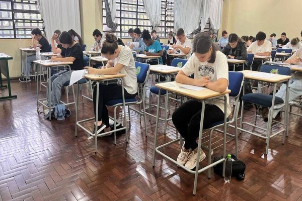 Vestibular 2025 da Unioeste confirma interesse dos jovens pelo ensino superior de qualidade