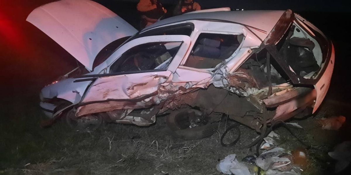 Condutor morre e outras duas pessoas ficam feridas em forte colisão na PR-317 em Toledo