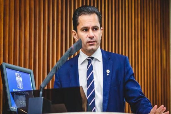 Deputado Marcio Pacheco solicita providências sobre segurança no tráfego da BR-277 em Céu Azul