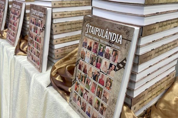 Itaipulândia: Livro resgata histórias de pioneiros e emociona a comunidade