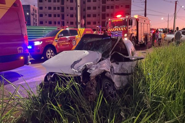 Violenta de colisão de trânsito é registrado na região do Jardim Riviera em Cascavel