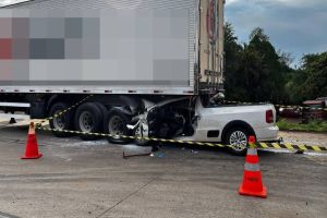 Imagem referente à notícia: Jovem perde a vida em colisão na BR-163 em Capitão Leônidas Marques