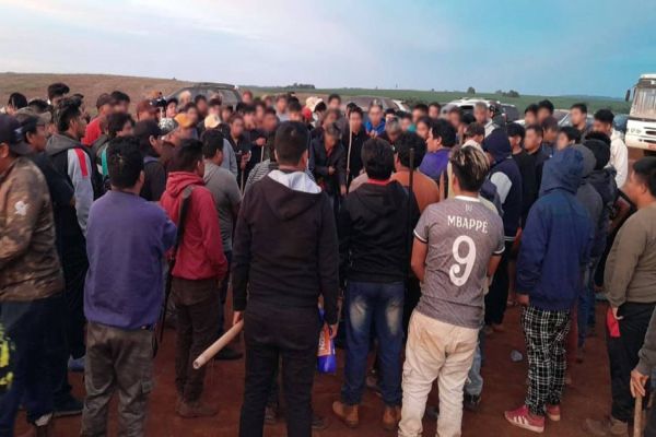 Confronto entre aldeias indígenas deixa feridos e destruição em Manoel Ribas e Pitanga