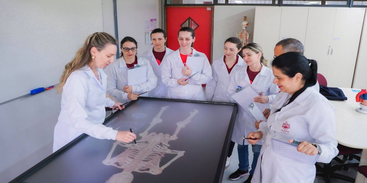 PUCPR Toledo abre inscrições para o Vestibular de Medicina 2025