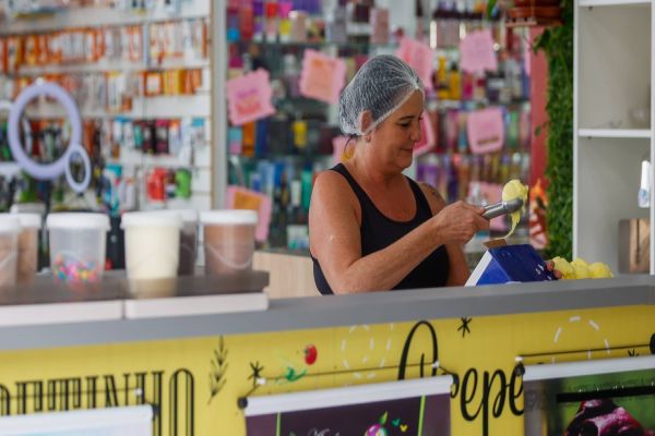 Vendas do comércio crescem 5,6% de janeiro a novembro de 2024 no Paraná