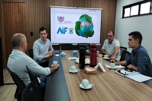 Cascavel discute parceria estratégica com a Unioeste para alavancar desenvolvimento econômico