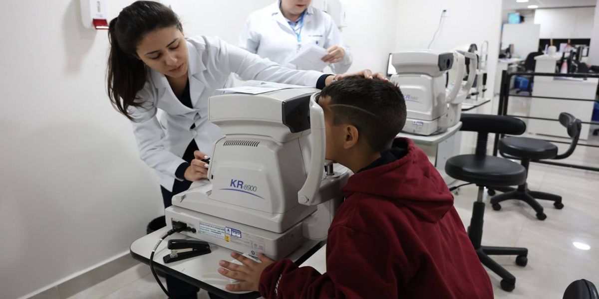 Hospital de Olhos de Cascavel atende 300 crianças em projeto social