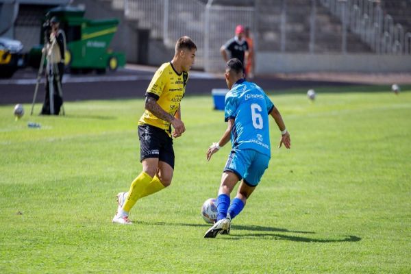 FC Cascavel vence o Azuriz por 1 a 0 pelo Campeonato Paranaense