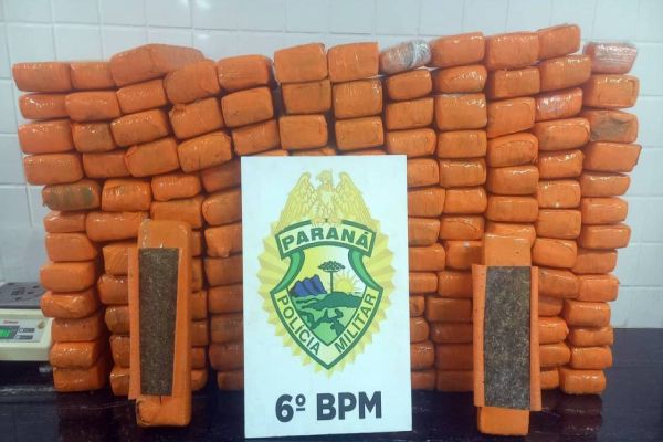 Polícia Militar apreende mais de 120 kg de maconha em perseguição no bairro Santos Dumont