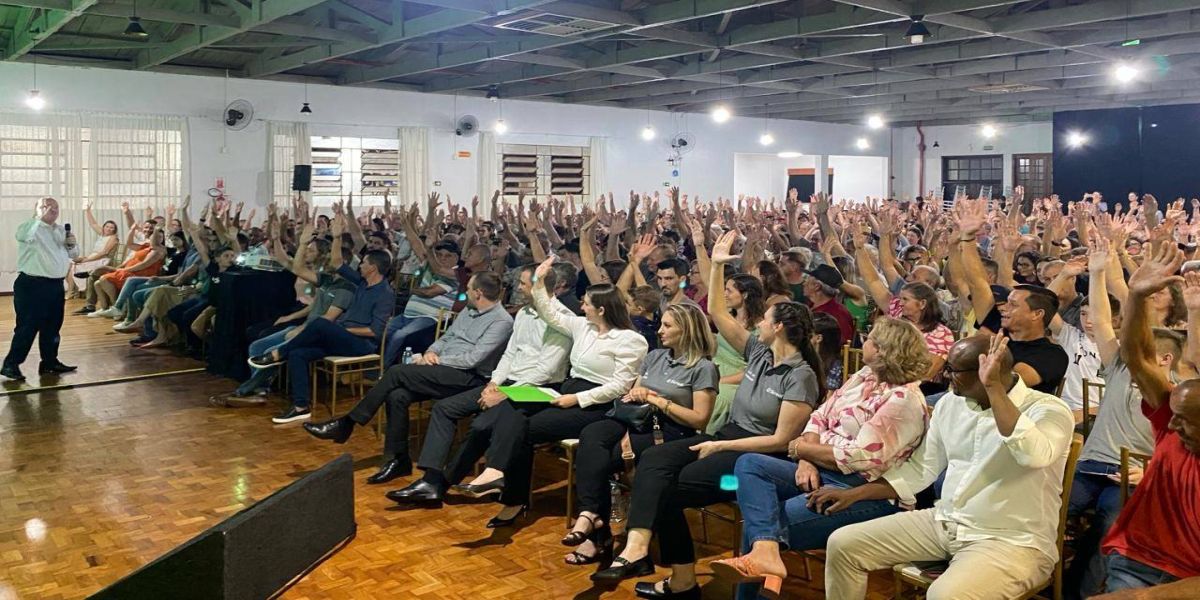 Cooperativismo: mais de 200 mil associados decidem  rumos de instituição financeira em três estados