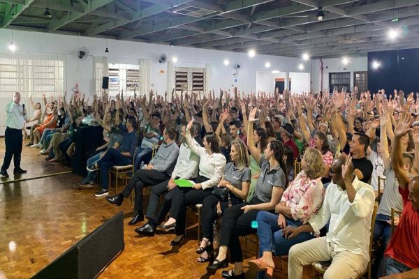 Cooperativismo: mais de 200 mil associados decidem  rumos de instituição financeira em três estados