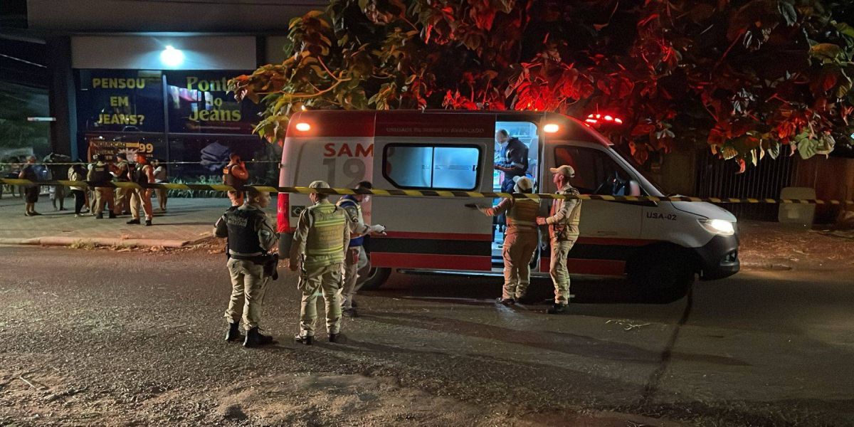 Jovem de 19 anos fica em estado grave após ser baleado em imóvel no Jardim Clarito em Cascavel
