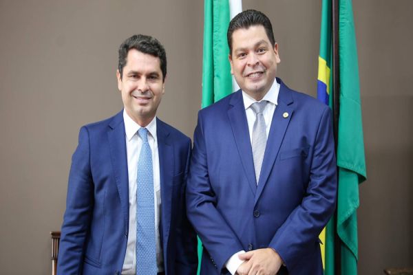 Imagem referente a notícia: Deputado Gugu Bueno assume primeira secretaria da Alep e promete gestão eficiente e transparente