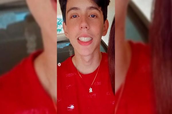 Jovem de 20 anos morre ao tentar atravessar a rodovia PR-317 em Toledo