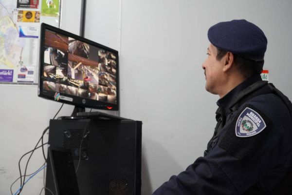 Guarda Municipal de Toledo reativa central de monitoramento no Terminal Rodoviário