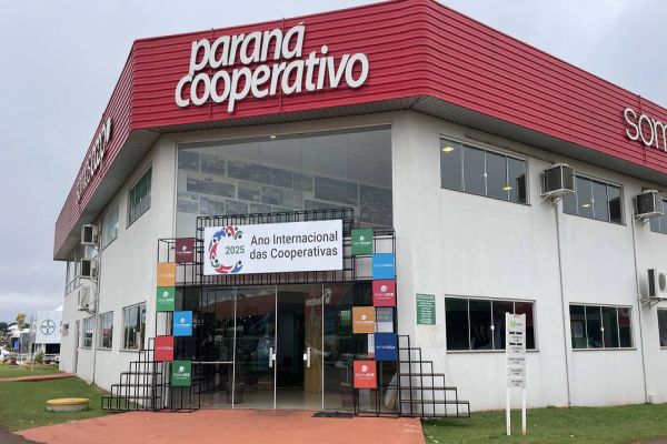 "Participar do Show Rural estreita laços entre cooperados", diz Ricken, da Ocepar