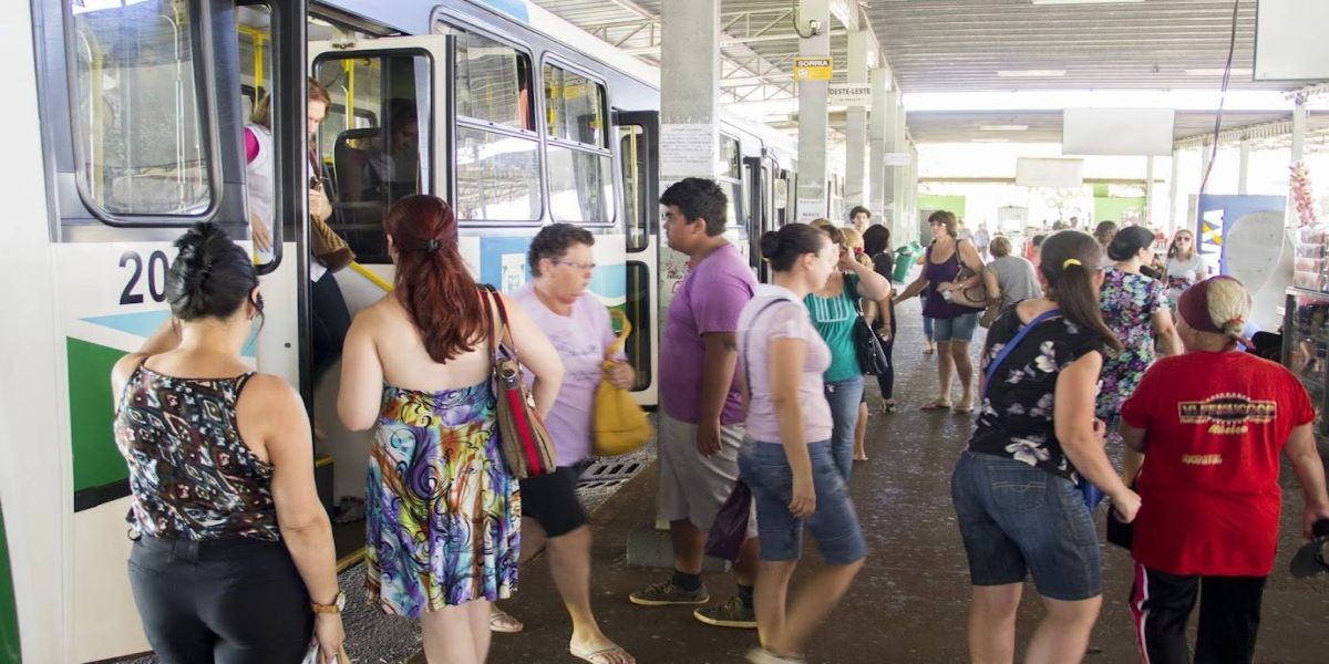 Vereador propõe transporte gratuito para pacientes em tratamento de câncer