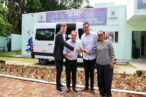 Batatinha viabiliza van de R$ 300 mil para fortalecer atendimento à assistência social em Cascavel