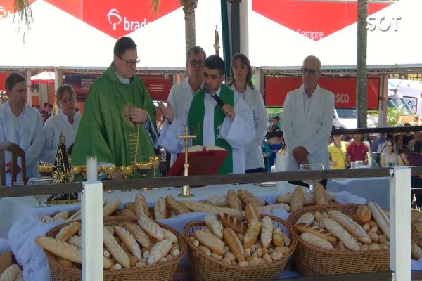 Show Rural 2025 bate recorde de público em seu primeiro dia e inicia com missa campal