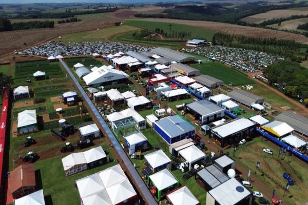 Segunda-feira com recorde de público no Show Rural Coopavel