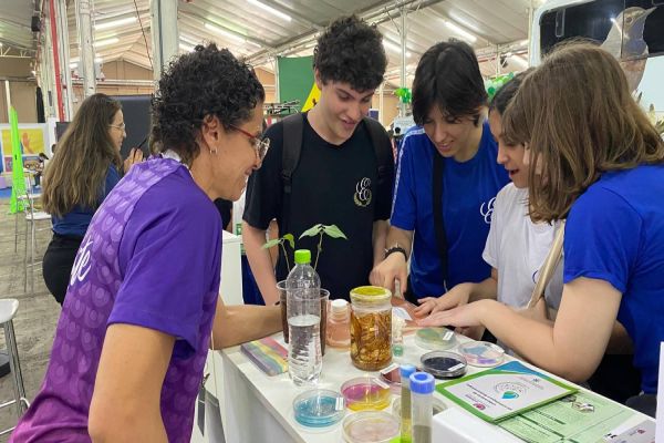 Feira das Profissões de Cascavel torna-se evento oficial e consolida sucesso