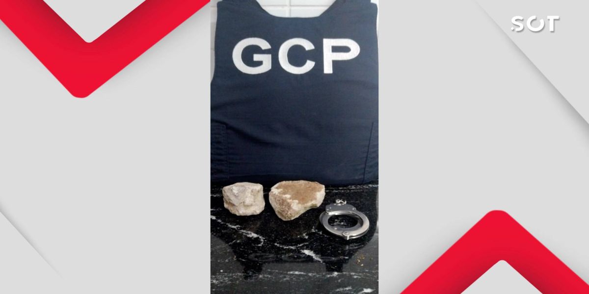 Guarda Civil detém mulher após tentativa de fuga e agressão; A equipe foi atacada com pedras