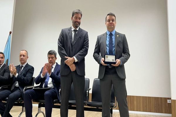 Nova liderança: Polícia Federal em Cascavel ganha novo delegado-chefe